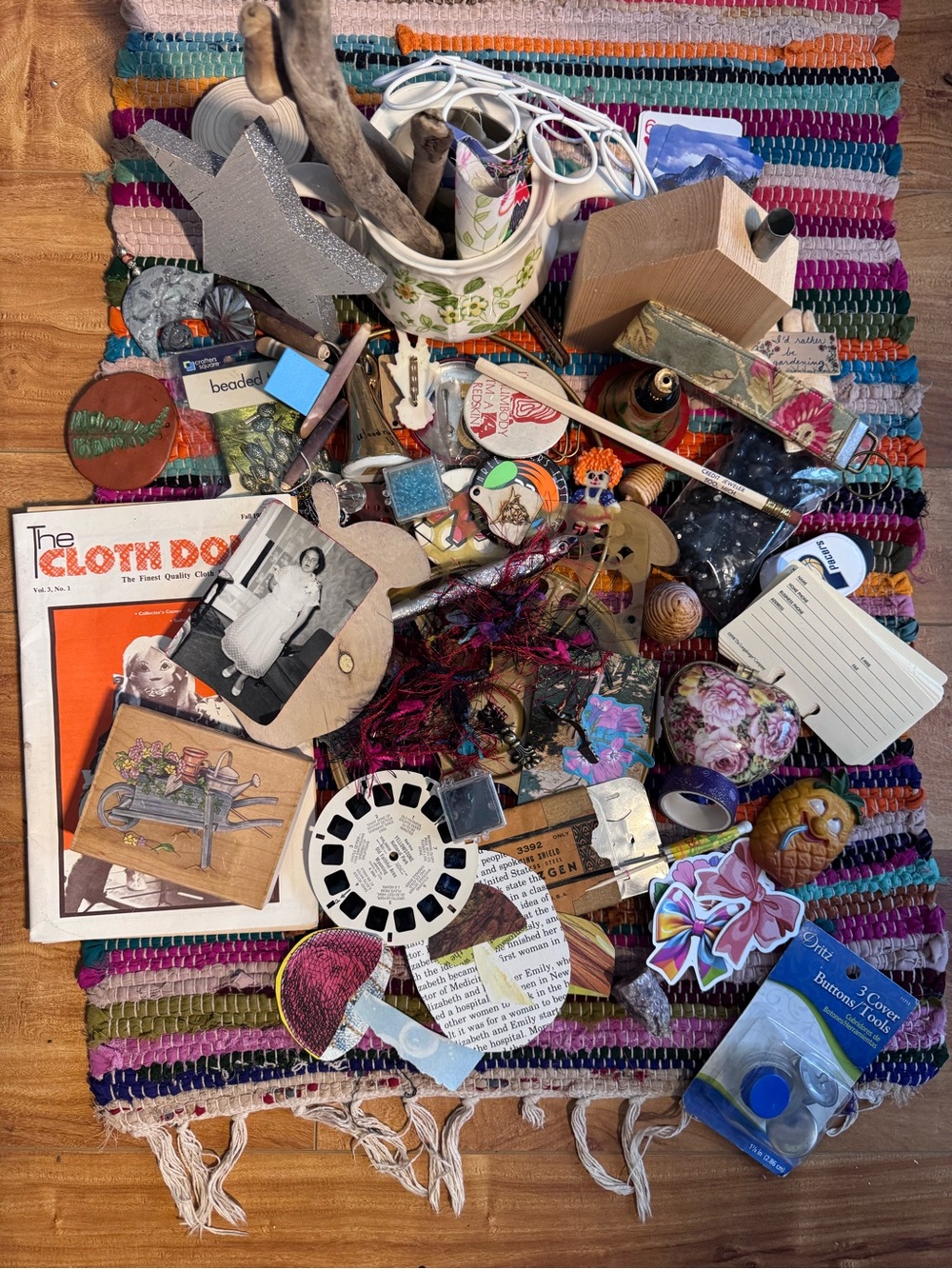 🧶Junk Drawer *I Spy 🕵️ Craft Supplies 🧵📿 Grab Bag 🛍️ Mystery Lot 💎 Trinkets
